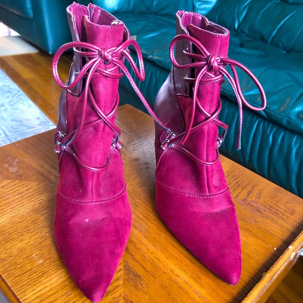 High heel boots